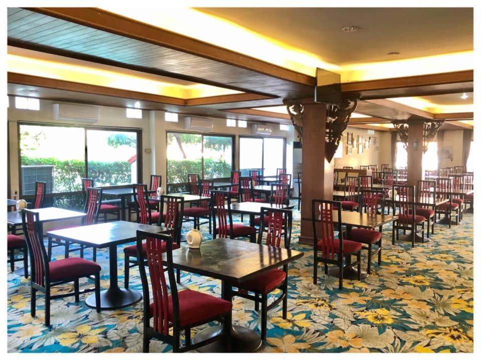 Dad D Resort By Lopburi Inn Resort Екстер'єр фото