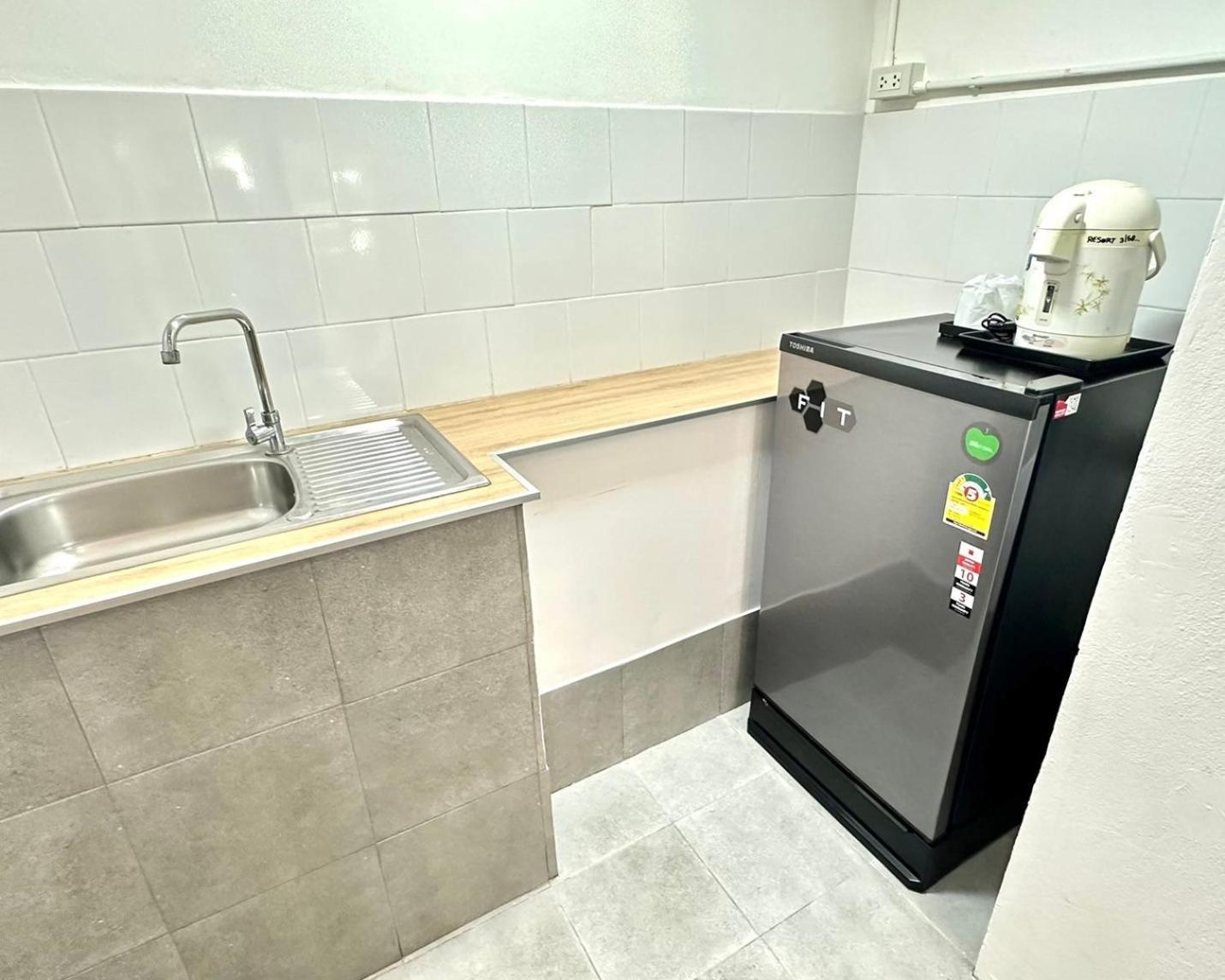 Dad D Resort By Lopburi Inn Resort Екстер'єр фото