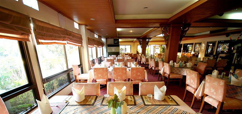 Dad D Resort By Lopburi Inn Resort Екстер'єр фото